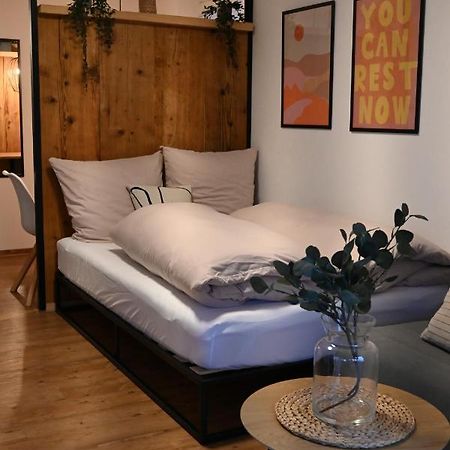 Altholzapartment In Kempten 瓦尔滕霍芬 外观 照片