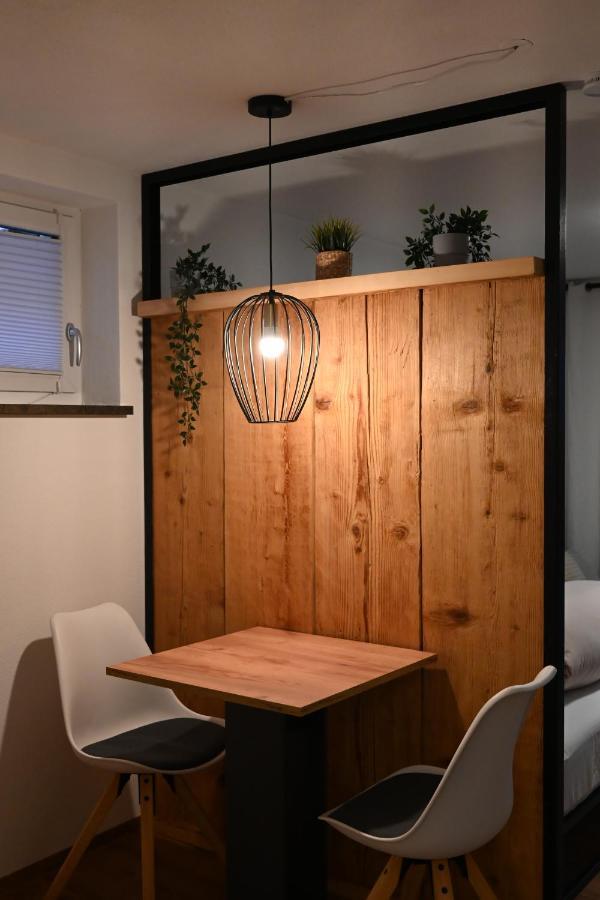 Altholzapartment In Kempten 瓦尔滕霍芬 外观 照片